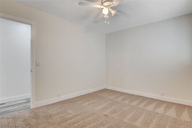 Building Photo - 2999 Bel Air Dr