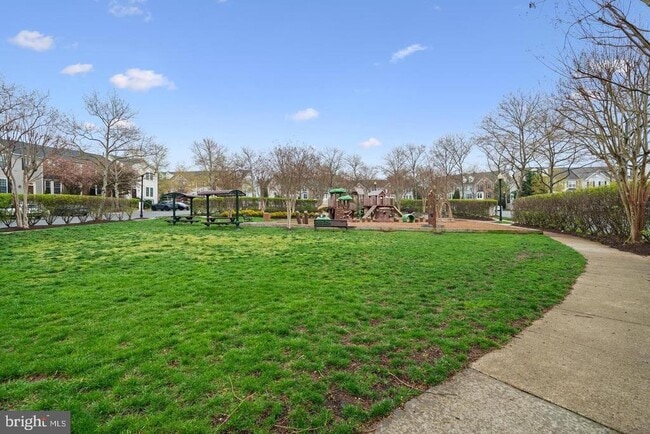 Building Photo - 25415 Morse Dr