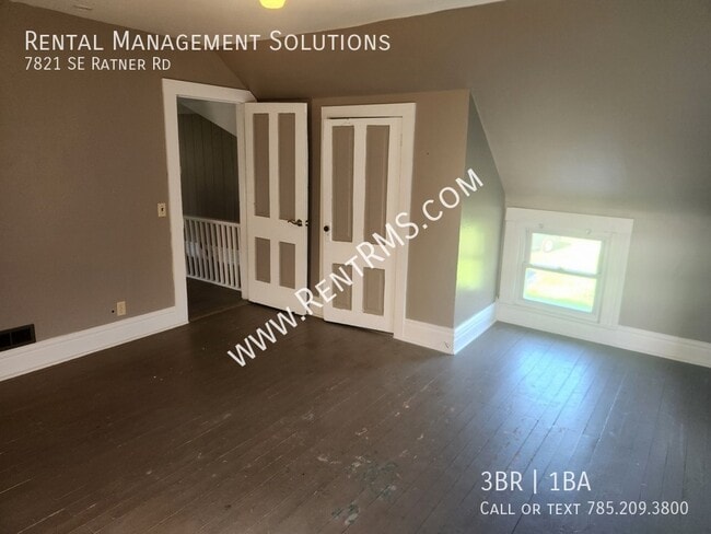 Building Photo - 7821 SE Ratner Rd