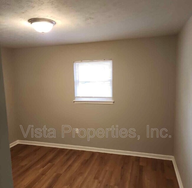 Building Photo - 4908 Saddlebrook Ln