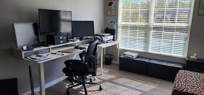 Building Photo - 7869 Ambassador Dr