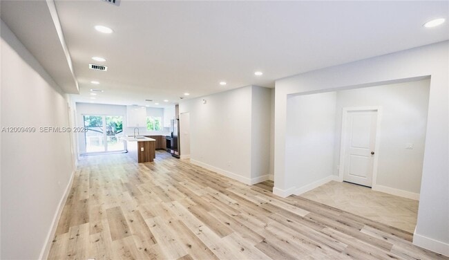 Building Photo - 1221 NW 75th St