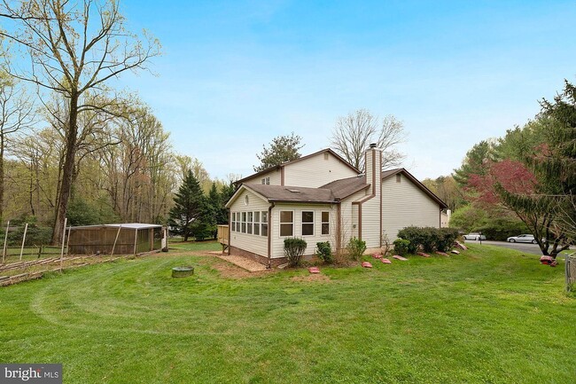 Building Photo - 4813 Marymead Dr