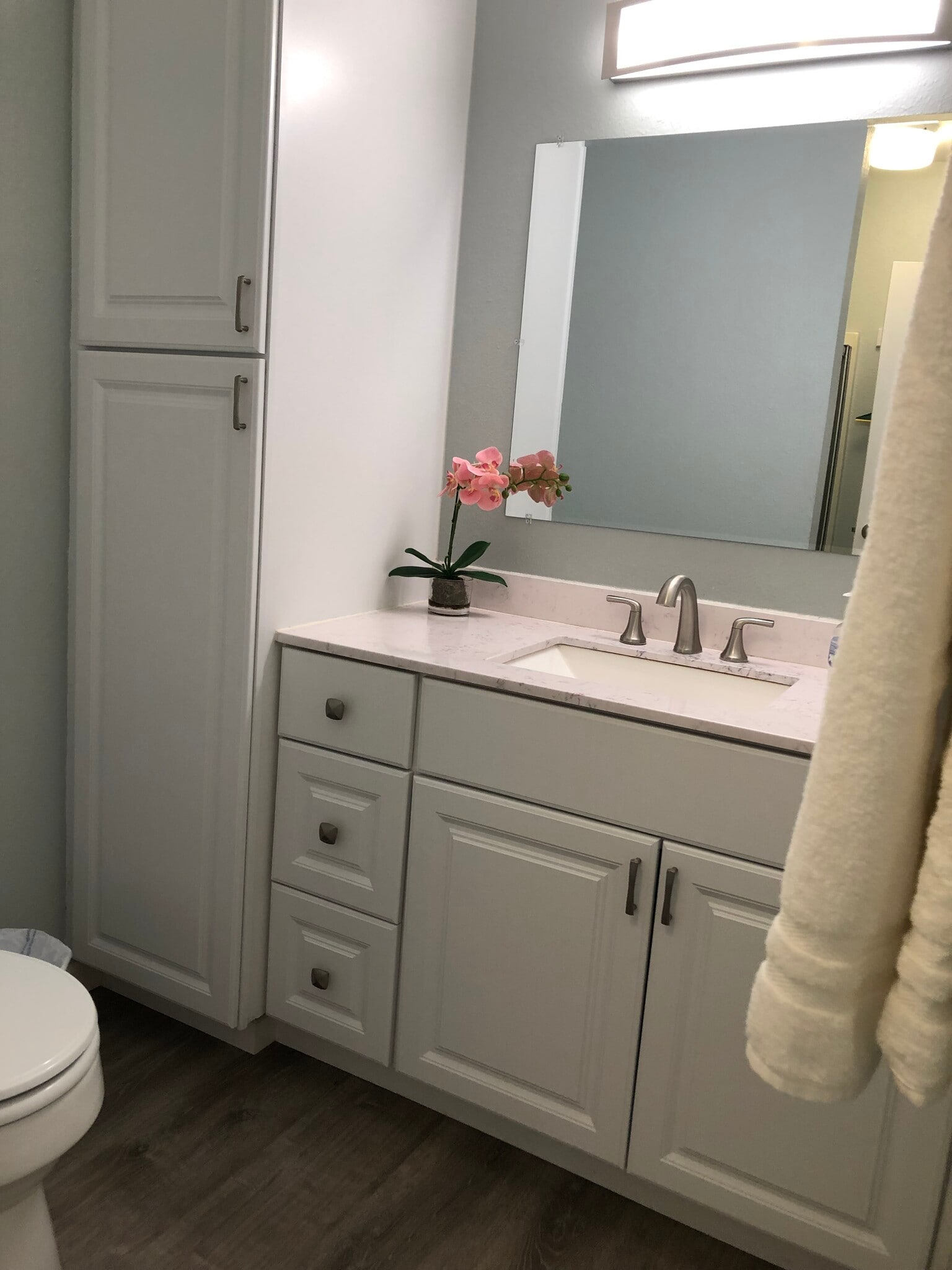 Building Photo - 1391 Riverfront Dr