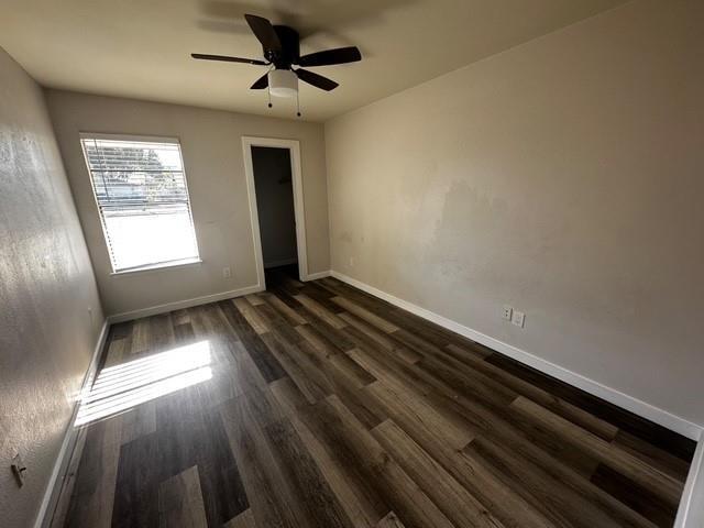 Building Photo - 1410 W Braker Ln