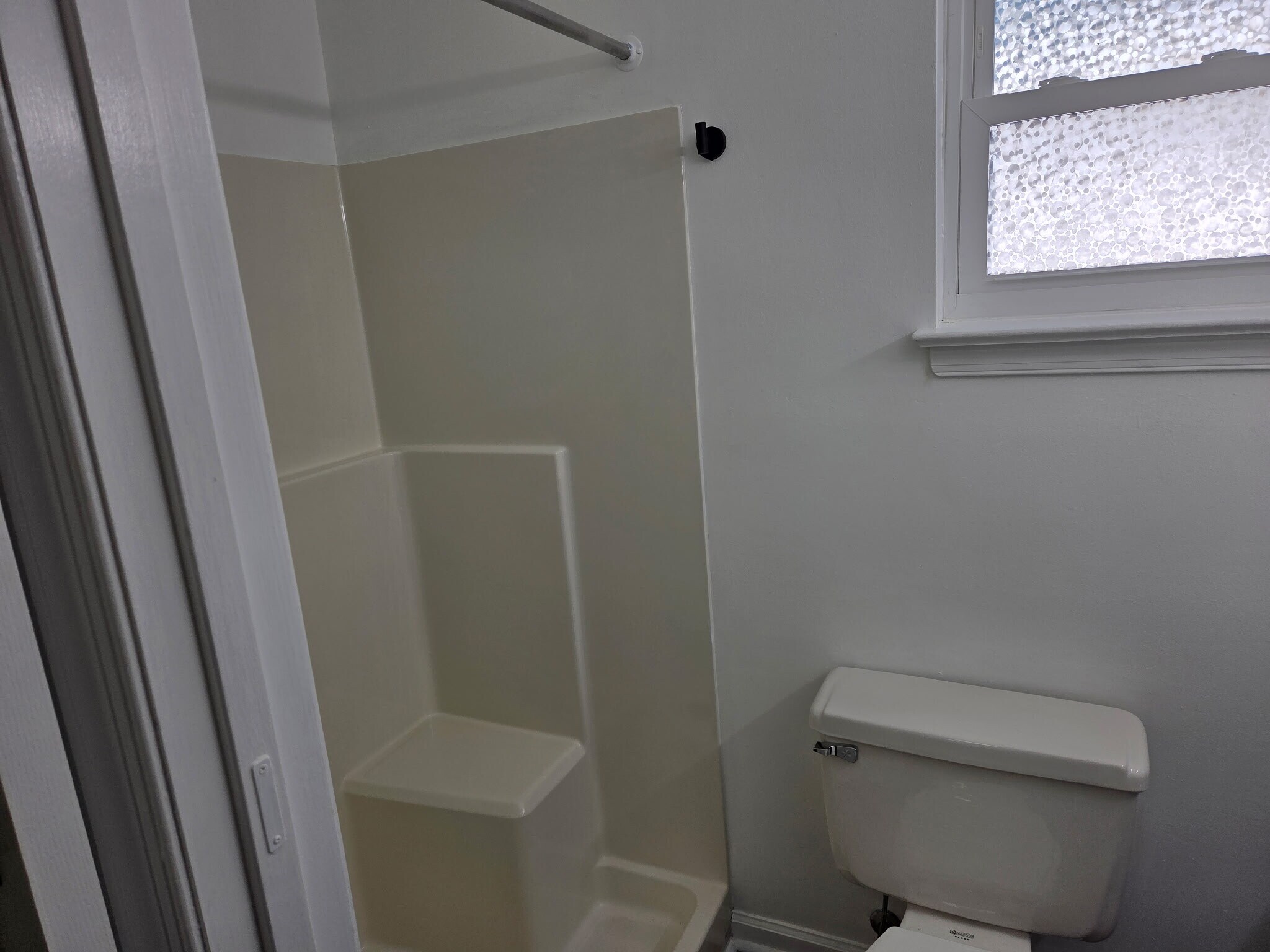2nd bathroom (full) - 1802 Edmund Ave NE