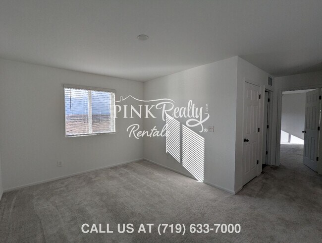 Building Photo - 8021 Buffalo Horn Dr