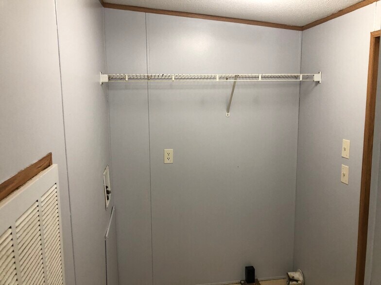 Building Photo - 18449 SE 52nd Pl