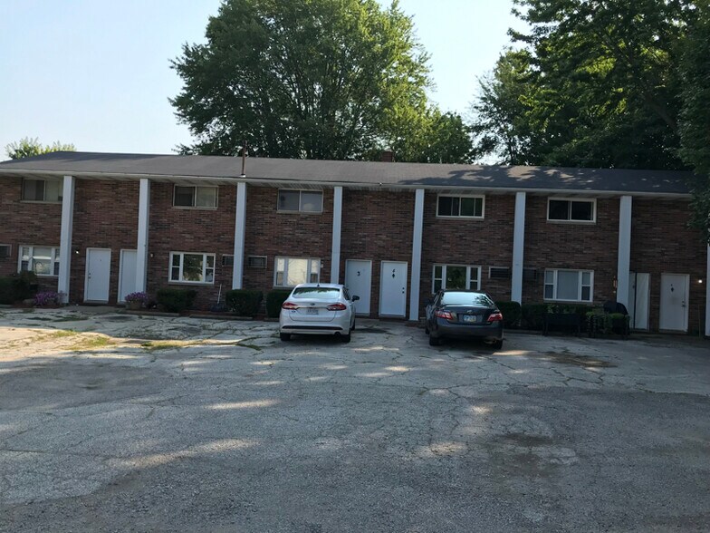 Primary Photo - 2521 Stoney Ridge Rd