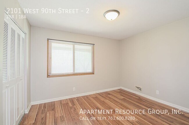 Building Photo - 2101 W 90th St