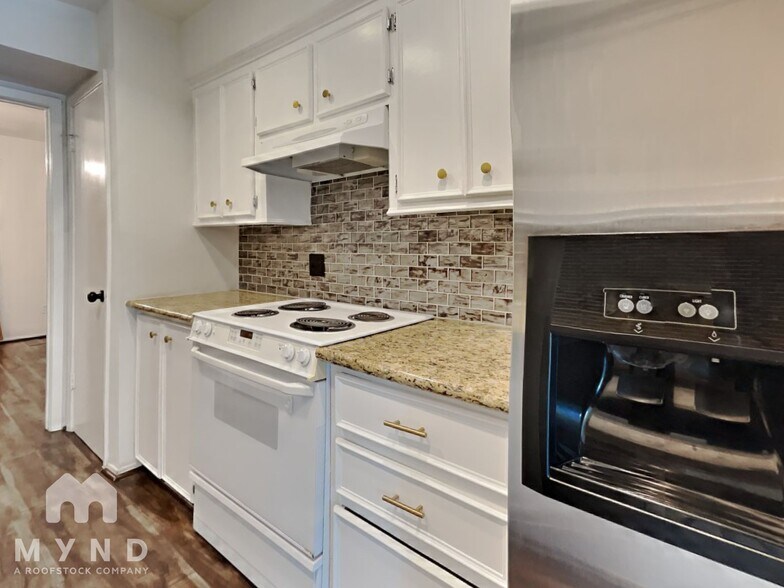 Building Photo - 5810 Langfield Rd