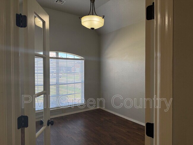 Building Photo - 3710 West 108th Ct S