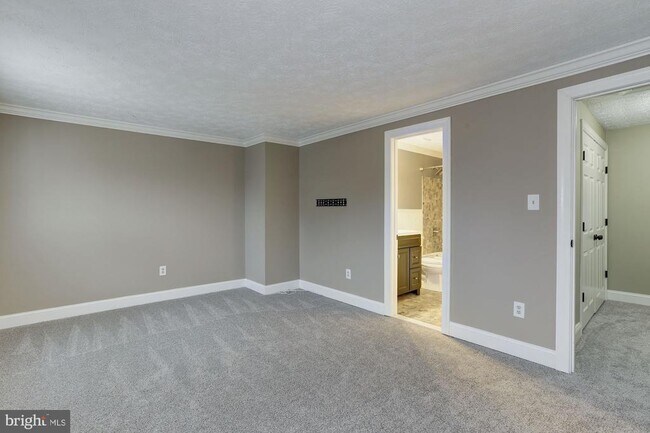 Building Photo - 7118 Eden Brook Dr