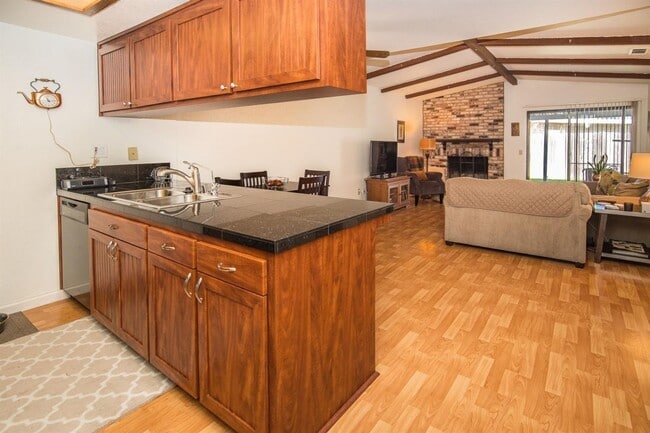 Building Photo - Southwest Woodland Home For Rent