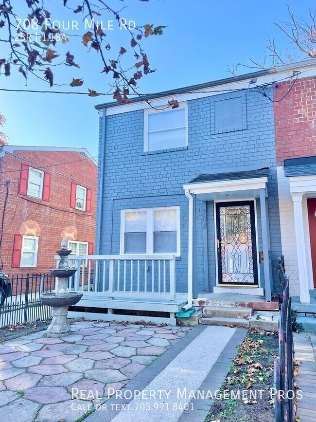 Updated duet home 3 bedrooms and massive... 708 Four Mile Rd