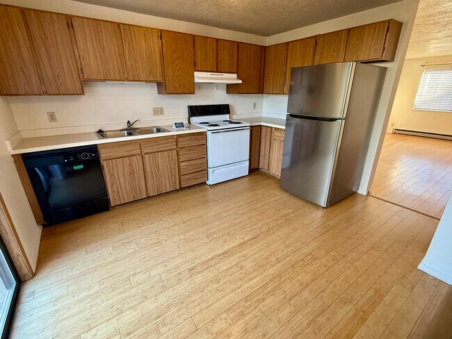 Building Photo - 629 Quincy St