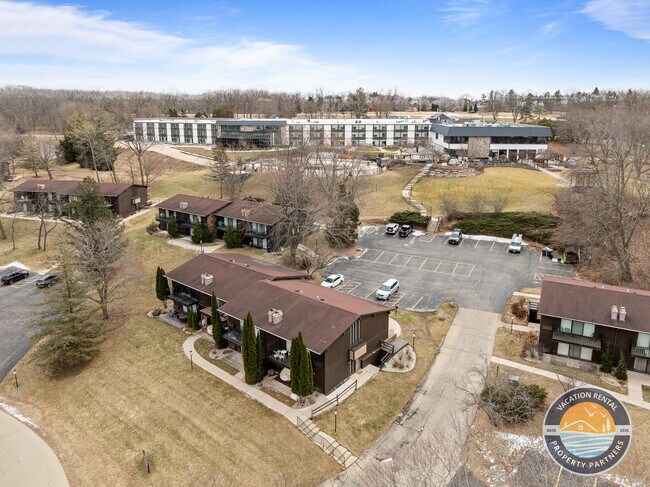 Building Photo - 54 Lausanne Ct
