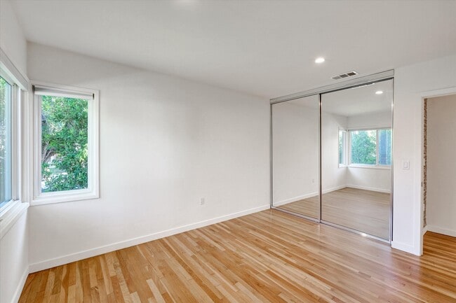 Building Photo - 5400 82nd W St