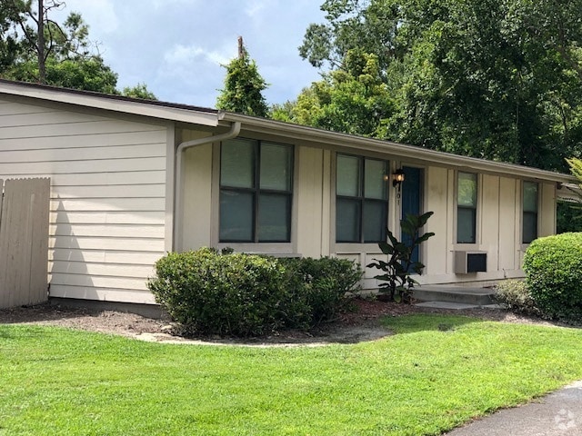 Building Photo - The Cottages at Sanford Court