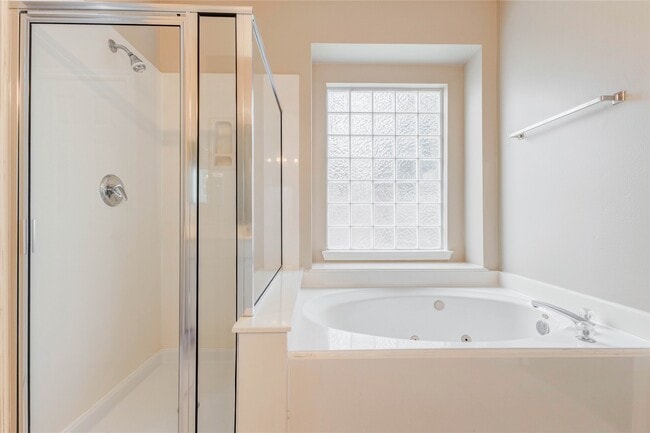 Building Photo - 19607 Water Point Trail