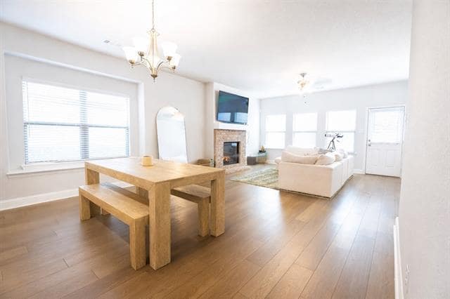 Building Photo - 310 Saltmeadow Ln