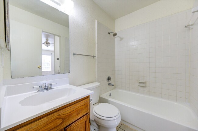 Building Photo - 6500 Sands Point Dr