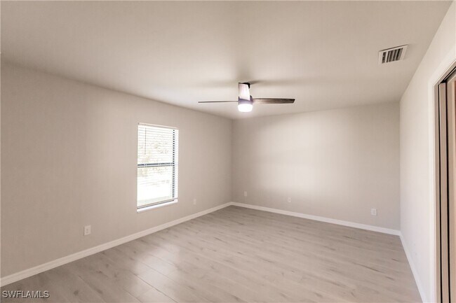 Building Photo - 1315 SE 41st St