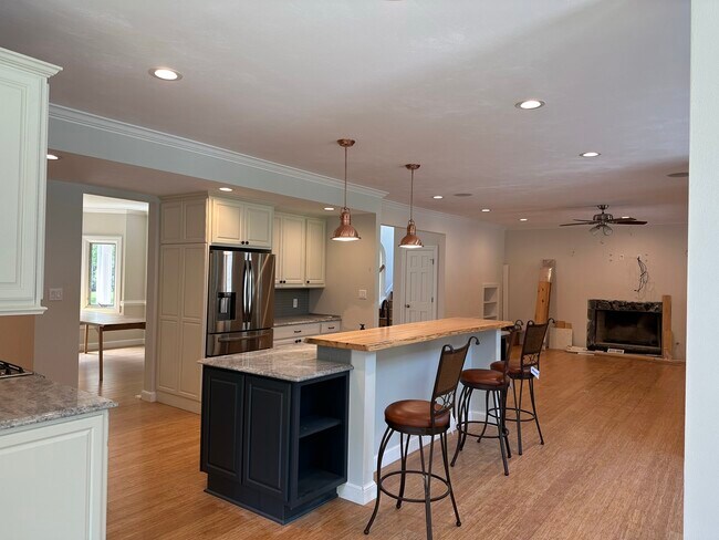 Building Photo - 1308 Boardwalk Way