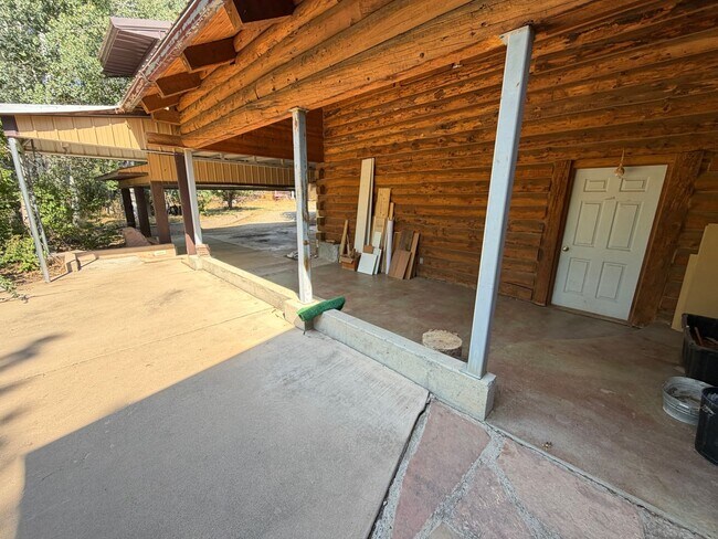 Building Photo - 277 Animas River Rd