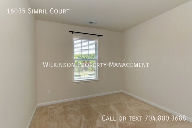Building Photo - 16035 Simril Ct