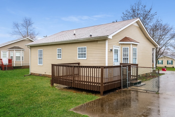 Building Photo - 249 Cranklen Cir