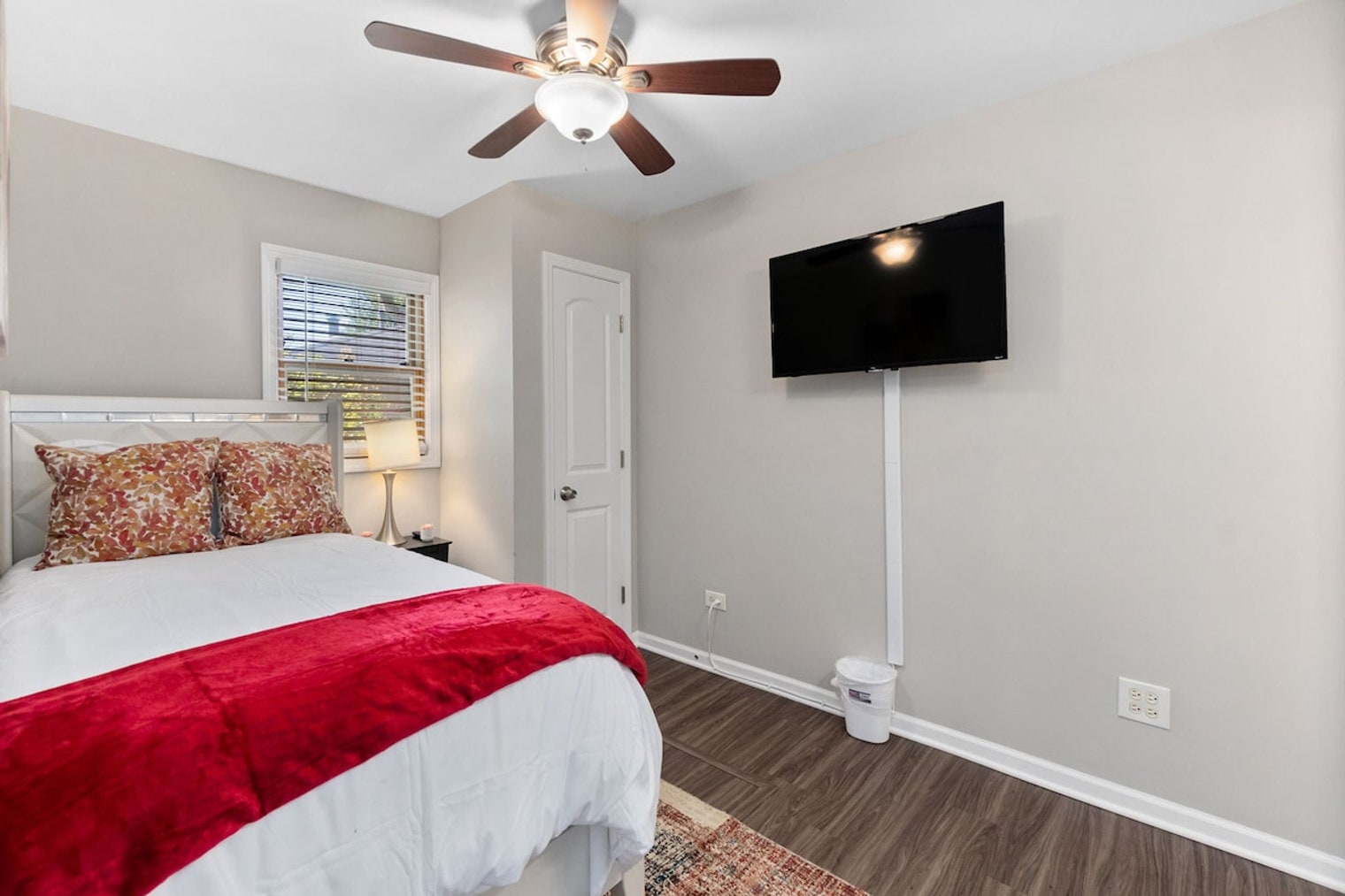 Building Photo - 6911 W 87th St