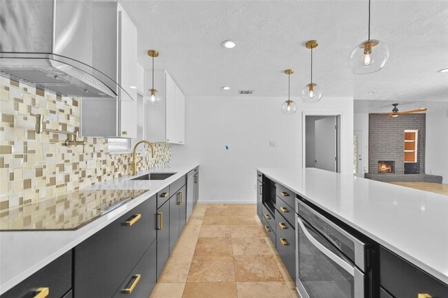 Building Photo - 13726 Wickersham Ln