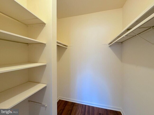 Building Photo - 9642 Hagel Cir