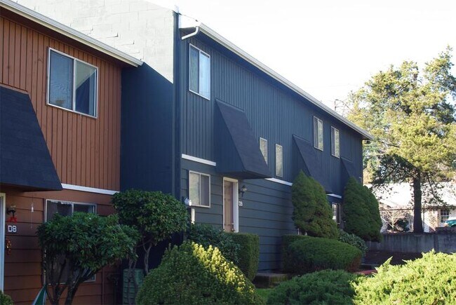 Building Photo - 11624 SW Lomita Ave