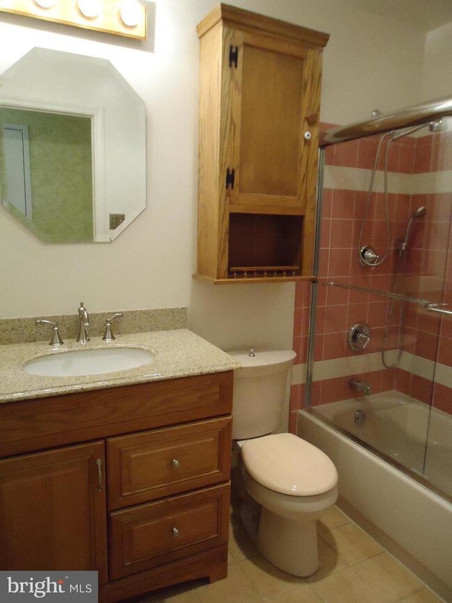 Building Photo - 8727 Litwalton Ct