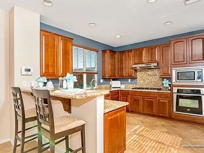 Building Photo - Beautiful 4BR/3BA Home for Rent – Prime La Mesa Location Near Parks & Transit