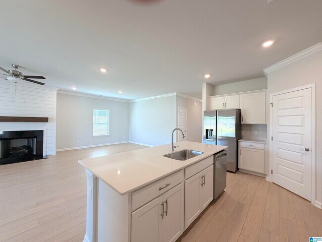 Building Photo - 234 Granby Ln