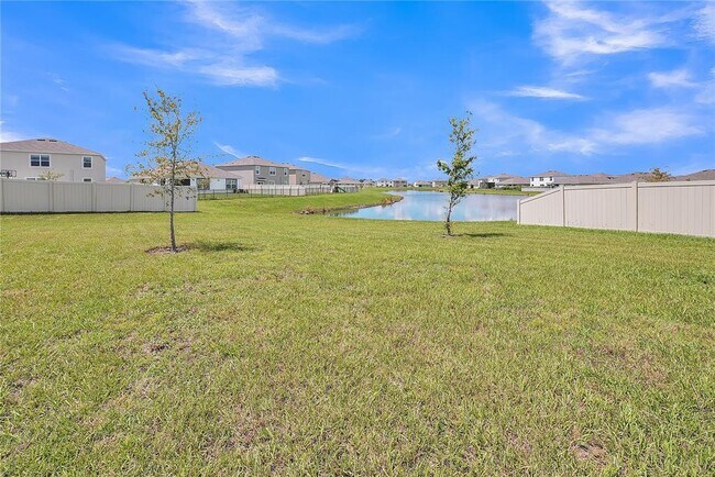 Building Photo - 8237 Juning Cv
