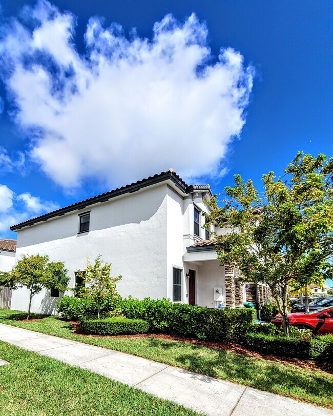 Primary Photo - 11481 SW 252nd St