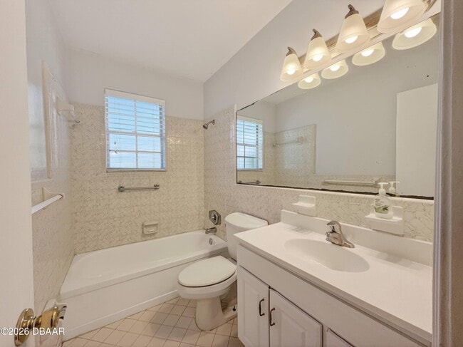 Building Photo - 632 Tarragona Way