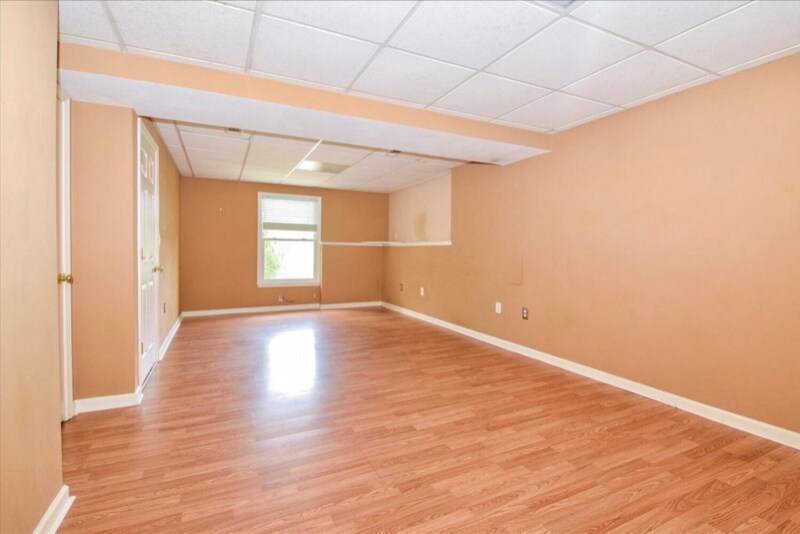 Building Photo - 5348 Cave Spring Ln