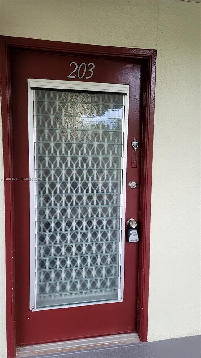 Building Photo - 13255 SW 7th Ct