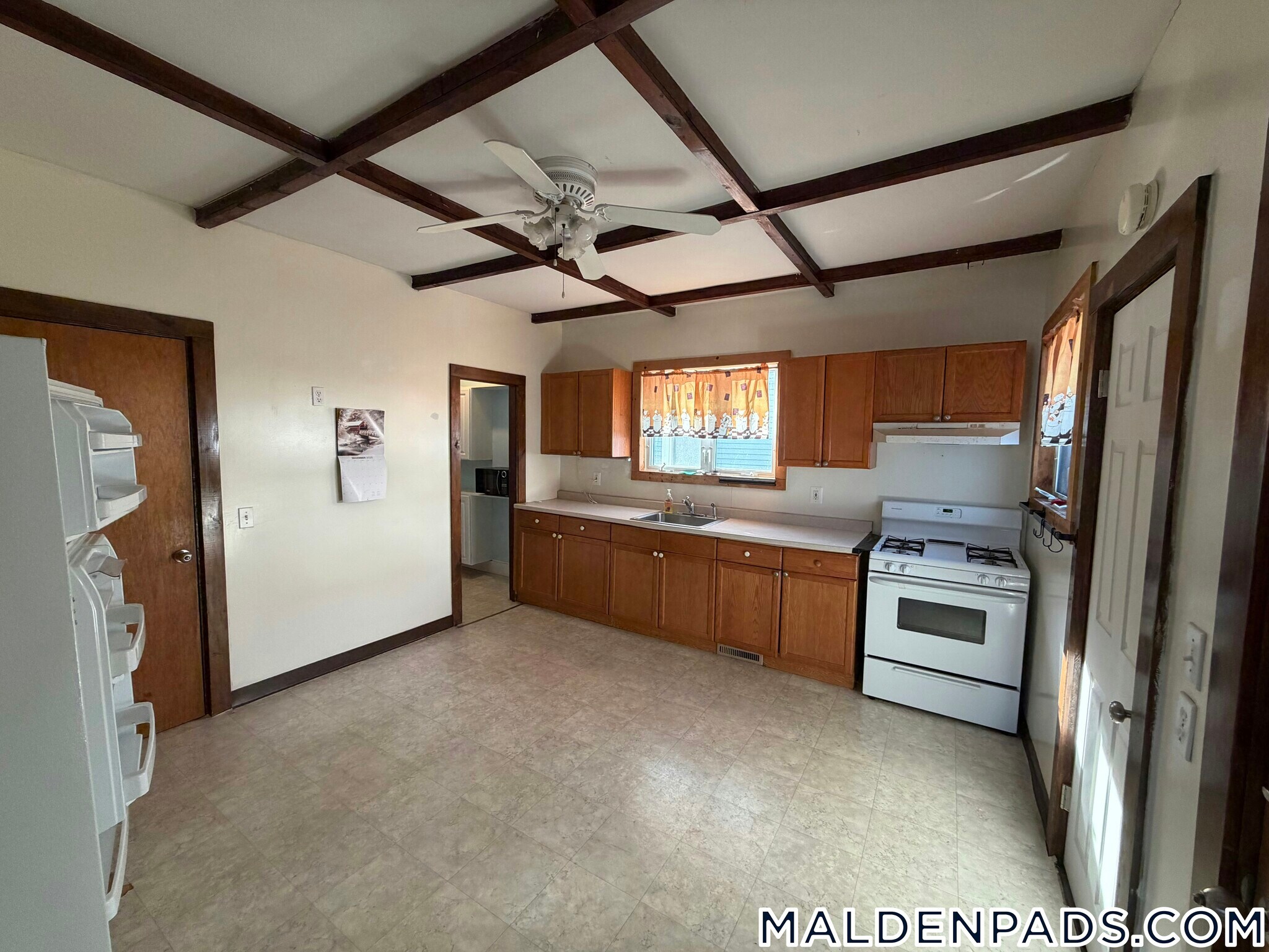 Building Photo - 214 Washington St