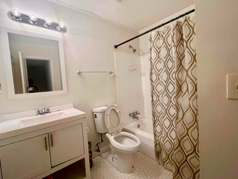 Building Photo - 4701 Flat Shoals Rd