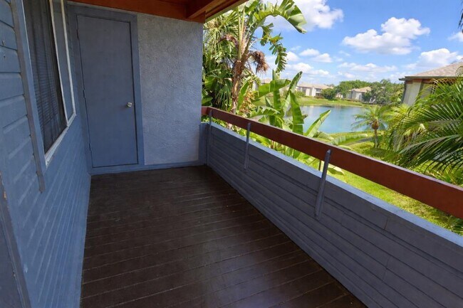 Building Photo - 10263 Gandy Blvd N