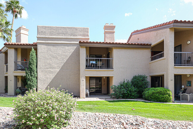 Building Photo - 9445 N 94th Pl