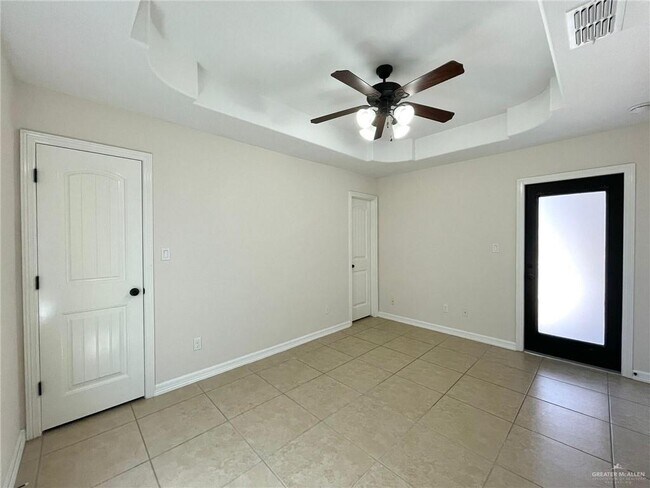 Building Photo - 25 N Edgewood Ave