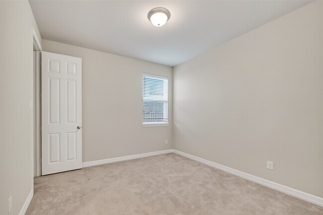 Building Photo - 2131 Islawild Wy