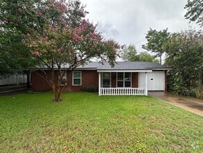 Building Photo - 5704 Cedardale Dr